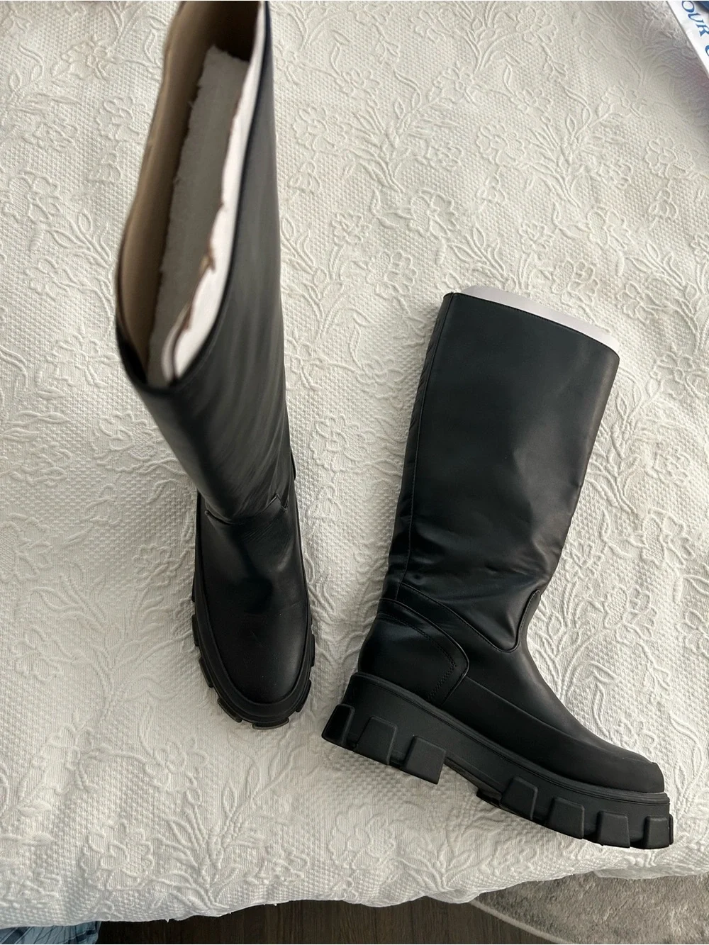 Circus by Sam Edelman sleek tall